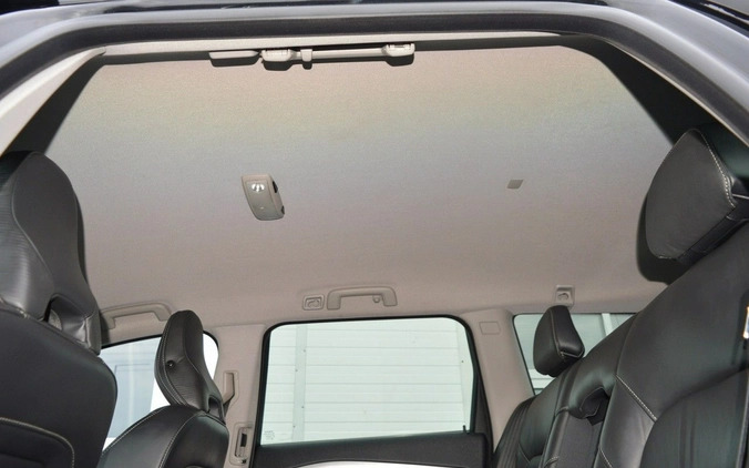 Volvo V70 cena 33900 przebieg: 170400, rok produkcji 2012 z Hrubieszów małe 742